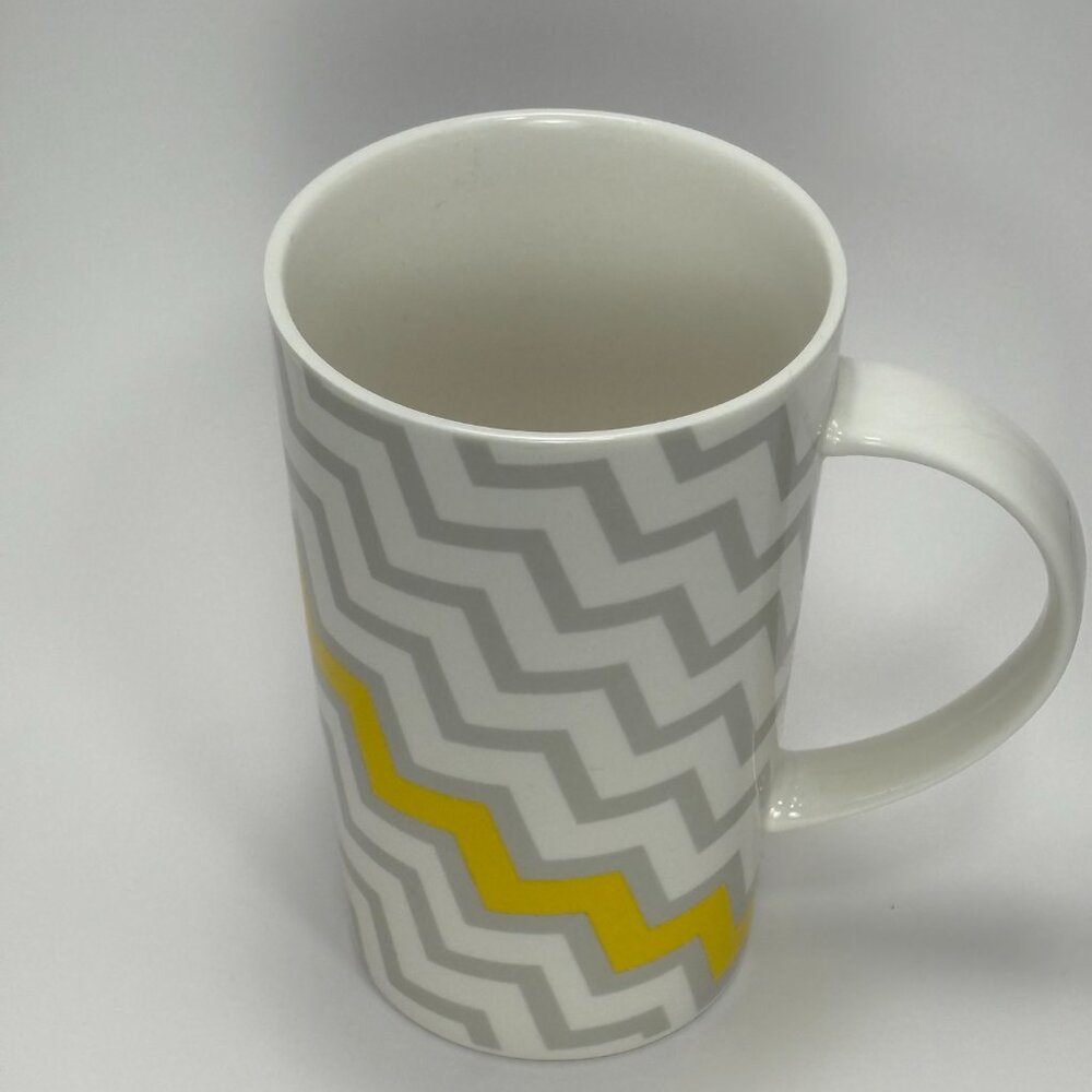 Maxwell & Williams Colour BOLT coffee mug